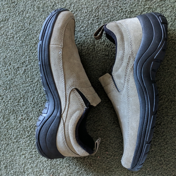 LL Bean shoes NWOT - Picture 2 of 4